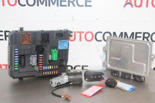 Gebruikte Computer Motormanagement Peugeot 208 I (CA/CC/CK/CL) 1.0 Vti 12V PureTech Prijs € 200,00 Margeregeling aangeboden door Autocommerce