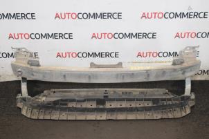 Gebruikte Bumperbalk voor Peugeot 208 I (CA/CC/CK/CL) 1.2 Vti 12V PureTech 82 Prijs € 125,00 Margeregeling aangeboden door Autocommerce