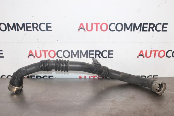 Gebruikte Intercooler Buis Renault Clio IV (5R) 1.5 dCi 75 FAP Prijs € 35,00 Margeregeling aangeboden door Autocommerce
