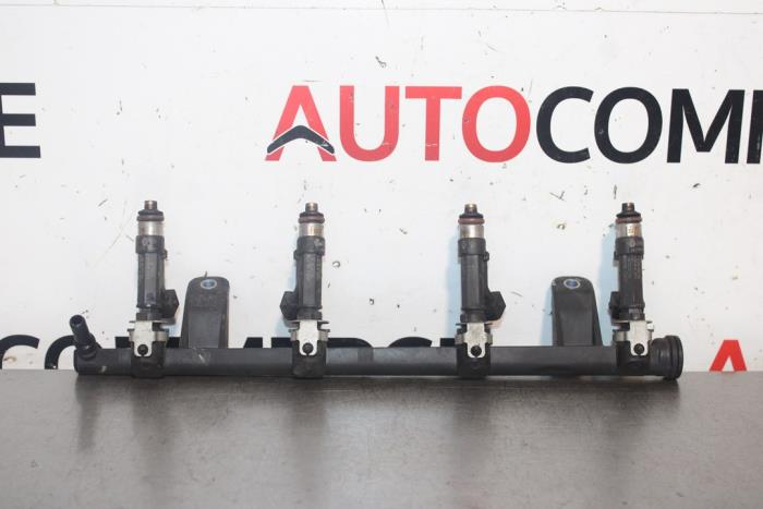 Gebruikte Injector brug Renault Kangoo Express (FW) 1.6 Prijs € 60,00 Margeregeling aangeboden door Autocommerce
