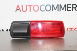 Gebruikte Extra Remlicht midden Renault Trafic Prijs op aanvraag aangeboden door Autocommerce