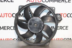 Gebruikte Koelvin Renault Megane III Grandtour (KZ) 1.5 dCi 110 Prijs € 40,00 Margeregeling aangeboden door Autocommerce