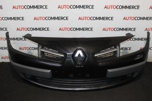 Gebruikte Bumper voor Renault Megane II CC (EM) 1.6 16V Prijs € 170,00 Margeregeling aangeboden door Autocommerce