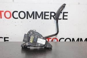 Gebruikte Gaspedaal Renault Trafic New (FL) 2.0 dCi 16V 115 Prijs € 25,00 Margeregeling aangeboden door Autocommerce