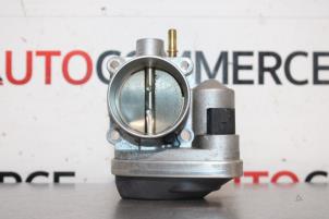 Gebruikte Gasklephuis Renault Modus/Grand Modus (JP) 1.6 16V Prijs € 20,00 Margeregeling aangeboden door Autocommerce