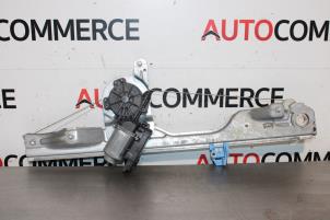 Gebruikte Raammechaniek 4Deurs links-voor Renault Modus/Grand Modus (JP) 1.6 16V Prijs € 60,00 Margeregeling aangeboden door Autocommerce