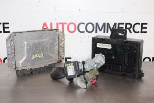 Gebruikte Computer Motormanagement Renault Modus/Grand Modus (JP) 1.6 16V Prijs € 150,00 Margeregeling aangeboden door Autocommerce