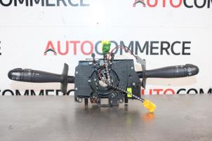 Gebruikte Licht + Raw Schakelaar Renault Clio II (BB/CB) 1.2 16V Prijs € 40,00 Margeregeling aangeboden door Autocommerce