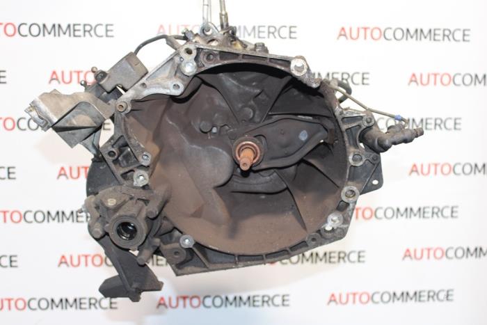Gebruikte Versnellingsbak Peugeot 307 SW (3H) 1.6 16V Prijs € 200,00 Margeregeling aangeboden door Autocommerce