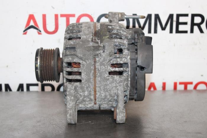 Gebruikte Dynamo Renault Clio III Estate/Grandtour (KR) 1.5 dCi 85 Prijs € 40,00 Margeregeling aangeboden door Autocommerce