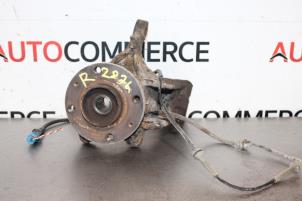 Gebruikte Fusee rechts-voor Citroen C2 (JM) 1.1 Prijs op aanvraag aangeboden door Autocommerce