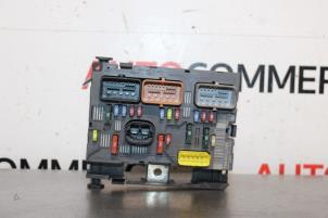 Gebruikte Zekeringkast Peugeot 307 SW (3H) 1.6 16V Prijs op aanvraag aangeboden door Autocommerce