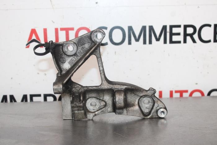 Gebruikte Dynamosteun boven Citroen C3 Picasso (SH) 1.6 HDi 16V 90 Prijs op aanvraag aangeboden door Autocommerce