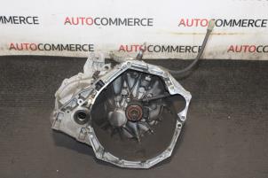 Gebruikte Versnellingsbak Renault Scénic II (JM) 1.6 16V Prijs € 300,00 Margeregeling aangeboden door Autocommerce