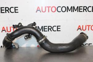 Gebruikte Turboslang Renault Clio IV (5R) 0.9 Energy TCE 90 12V Prijs € 25,00 Margeregeling aangeboden door Autocommerce