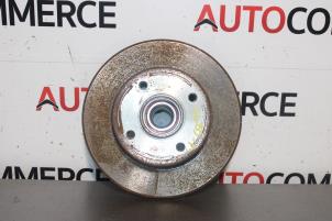 Gebruikte Remschijf achter Citroen C3 Picasso (SH) 1.2 12V PureTech 110 Prijs € 30,00 Margeregeling aangeboden door Autocommerce