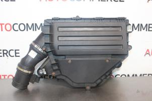 Gebruikte Luchtfilterhuis Fiat Fiorino (225) 1.3 D 16V Multijet 80 Prijs op aanvraag aangeboden door Autocommerce