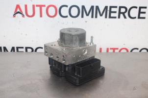 Gebruikte ABS Pomp Fiat Fiorino (225) 1.3 D 16V Multijet 80 Prijs op aanvraag aangeboden door Autocommerce