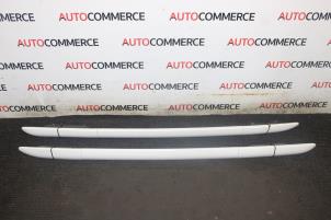 Gebruikte Dakdrager set Citroen C4 Cactus (0B/0P) 1.2 PureTech 82 12V Prijs € 100,00 Margeregeling aangeboden door Autocommerce