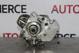 Gebruikte Dieselpomp Renault Espace (JK) 2.2 dCi 150 16V Grand Espace Prijs € 60,00 Margeregeling aangeboden door Autocommerce