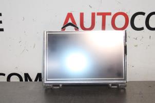 Gebruikte Display Interieur Peugeot 2008 (CU) 1.2 Vti 12V PureTech 82 Prijs € 95,00 Margeregeling aangeboden door Autocommerce