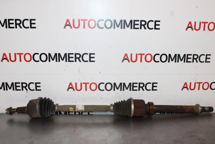 Gebruikte Steekas rechts-voor Renault Megane IV Estate (RFBK) 1.5 Energy dCi 110 Prijs op aanvraag aangeboden door Autocommerce