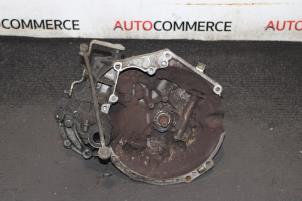 Gebruikte Versnellingsbak Peugeot 206 (2A/C/H/J/S) 1.4 XR,XS,XT,Gentry Prijs € 150,00 Margeregeling aangeboden door Autocommerce