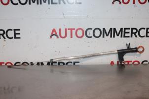 Gebruikte Peilstok Olie Peugeot 208 I (CA/CC/CK/CL) 1.6 Blue HDi 100 Prijs € 15,00 Margeregeling aangeboden door Autocommerce