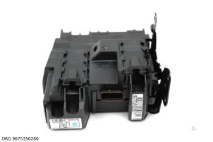 Nieuwe Zekeringkast Peugeot 308 (L3/L8/LB/LH/LP) 1.2 12V e-THP PureTech 130 Prijs € 363,00 Inclusief btw aangeboden door Autocommerce