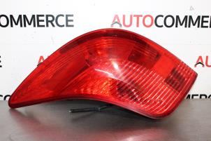 Gebruikte Achterlicht links Peugeot 308 SW (4E/H) 1.6 VTI 16V Prijs € 100,00 Margeregeling aangeboden door Autocommerce