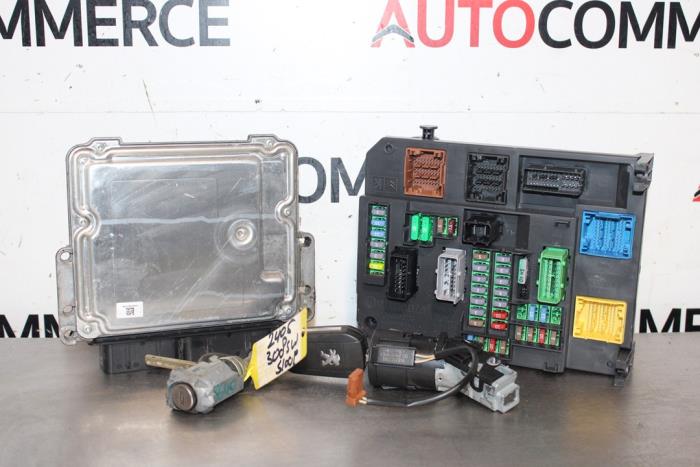 Gebruikte Computer Motormanagement Peugeot 308 SW (L4/L9/LC/LJ/LR) 1.6 HDi 115 Prijs op aanvraag aangeboden door Autocommerce
