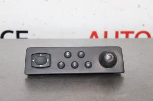 Gebruikte Navigatie bedienings paneel Renault Grand Scénic II (JM) 2.0 16V Prijs € 10,00 Margeregeling aangeboden door Autocommerce