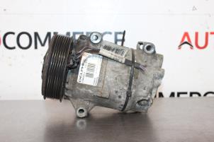 Gebruikte Aircopomp Renault Grand Scénic II (JM) 2.0 16V Prijs € 40,00 Margeregeling aangeboden door Autocommerce