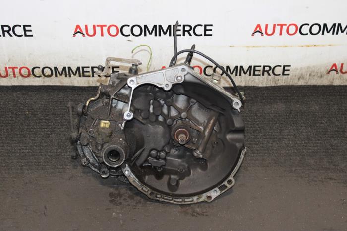 Gebruikte Versnellingsbak Peugeot 206 (2A/C/H/J/S) 1.4 XR,XS,XT,Gentry Prijs € 90,00 Margeregeling aangeboden door Autocommerce