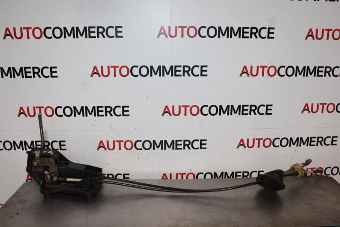 Gebruikte Schakelkabel Versnellingsbak Peugeot 307 (3A/C/D) 1.6 16V Prijs op aanvraag aangeboden door Autocommerce