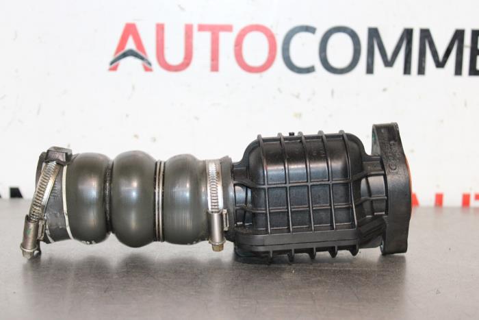 Gebruikte Intercooler Buis Peugeot Partner (GC/GF/GG/GJ/GK) 1.6 HDI 90 Prijs op aanvraag aangeboden door Autocommerce
