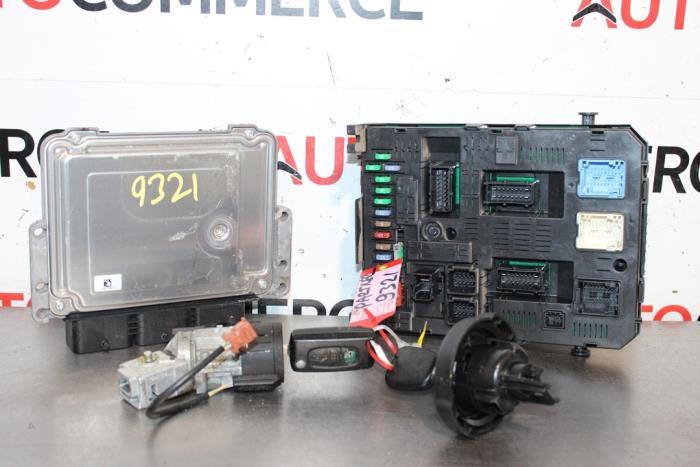 Computer Motormanagement Peugeot Partner (GC/GF/GG/GJ/GK), 2008 / 2018 1.6 HDI 90, Bestel, Diesel, 1.560cc, 66kW (90pk), FWD, DV6DTED; 9HF, 2011-12 / 2016-08 (Gebruikt)