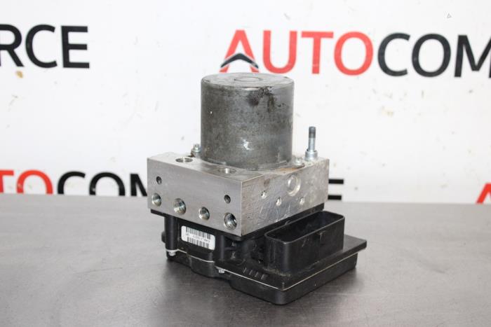 Gebruikte ABS Pomp Citroen C4 Berline (NC) 1.4 16V VTi Prijs € 110,00 Margeregeling aangeboden door Autocommerce
