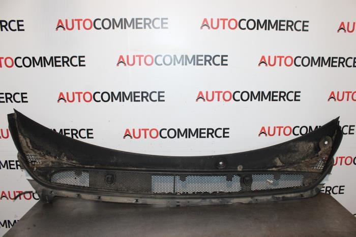 Gebruikte Paravan Peugeot 308 SW (L4/L9/LC/LJ/LR) 1.6 HDi 115 Prijs op aanvraag aangeboden door Autocommerce