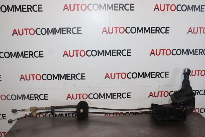 Gebruikte Schakelkabel Versnellingsbak Peugeot 307 (3A/C/D) 1.6 16V Prijs op aanvraag aangeboden door Autocommerce