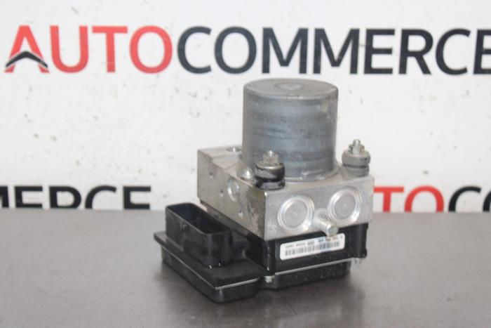 Gebruikte ABS Pomp Citroen C5 III Berline (RD) 1.6 HDiF 16V 110 Prijs € 95,00 Margeregeling aangeboden door Autocommerce