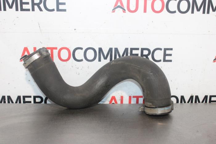 Gebruikte Intercooler Slang Citroen C5 III Tourer (RW) 2.0 HDiF 16V Prijs op aanvraag aangeboden door Autocommerce
