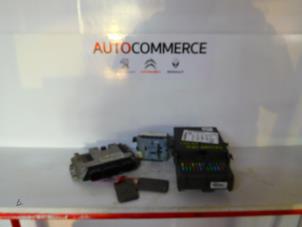 Gebruikte Computer Motormanagement Renault Laguna II (BG) 1.9 dCi 120 Prijs € 100,00 Margeregeling aangeboden door Autocommerce