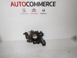 Gebruikte Gasklephuis Citroen Xsara Picasso (CH) 1.8 16V Prijs € 50,00 Margeregeling aangeboden door Autocommerce