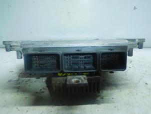 Gebruikte Computer Motormanagement Renault Laguna II Grandtour (KG) 2.2 dCi 150 16V Prijs € 40,00 Margeregeling aangeboden door Autocommerce