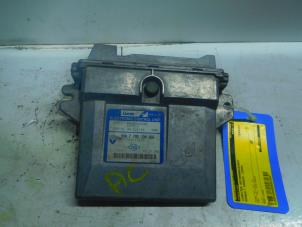 Gebruikte Computer Motormanagement Renault Kangoo (KC) 1.9 D 65 Prijs € 60,00 Margeregeling aangeboden door Autocommerce