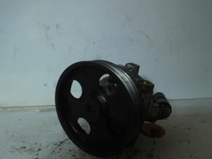 Gebruikte Pomp Servo Peugeot Partner Combispace 1.9 D Prijs € 30,00 Margeregeling aangeboden door Autocommerce