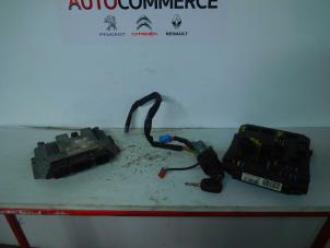 Gebruikte Computer Motormanagement Peugeot 206 CC (2D) 1.6 HDI 16V FAP Prijs € 125,00 Margeregeling aangeboden door Autocommerce