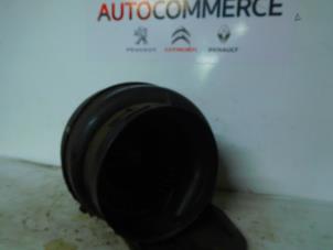 Gebruikte Aanjager Renault Kangoo (KC) 1.2 Prijs € 25,00 Margeregeling aangeboden door Autocommerce