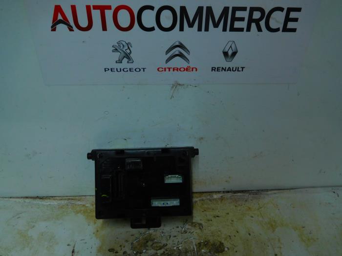Gebruikte Bodycontrol Module Renault Modus/Grand Modus (JP) 1.5 dCi 105 FAP Prijs € 50,00 Margeregeling aangeboden door Autocommerce